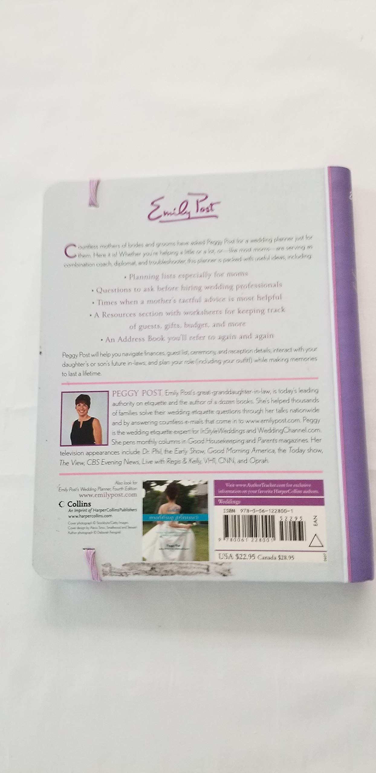 Emily Post's Wedding Planner for Moms