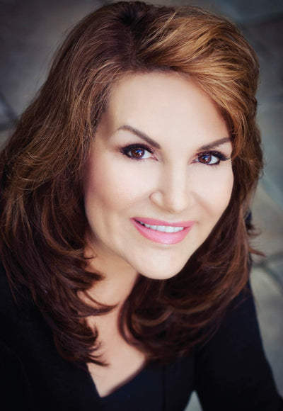 Dare: Straight Talk on Confidence, Courage, and Career for Women in Charge