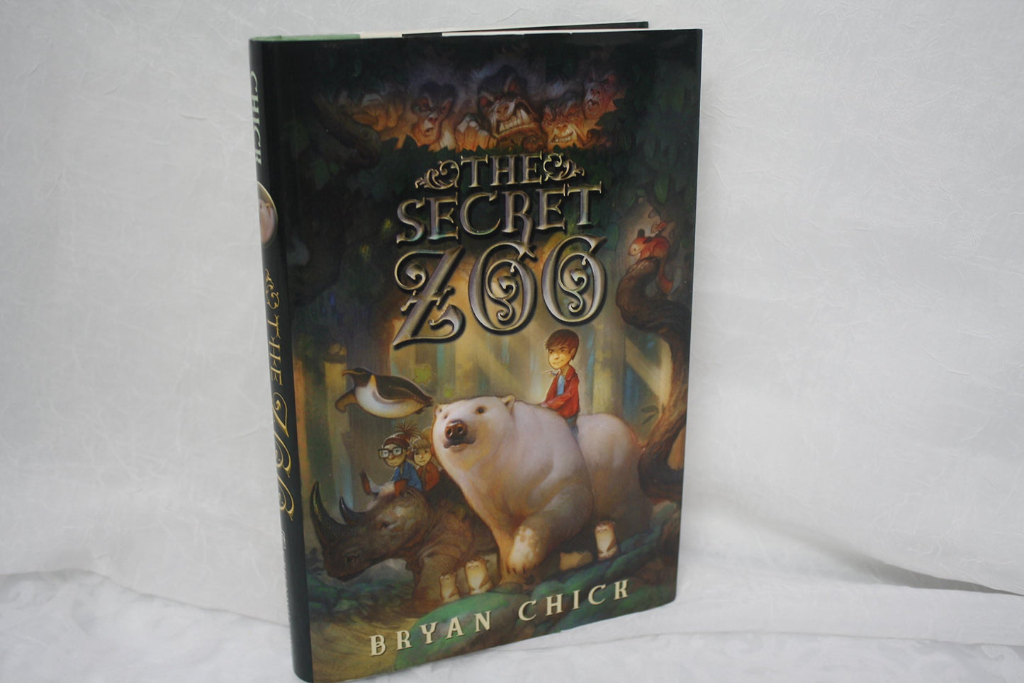 The Secret Zoo (Secret Zoo, 1)