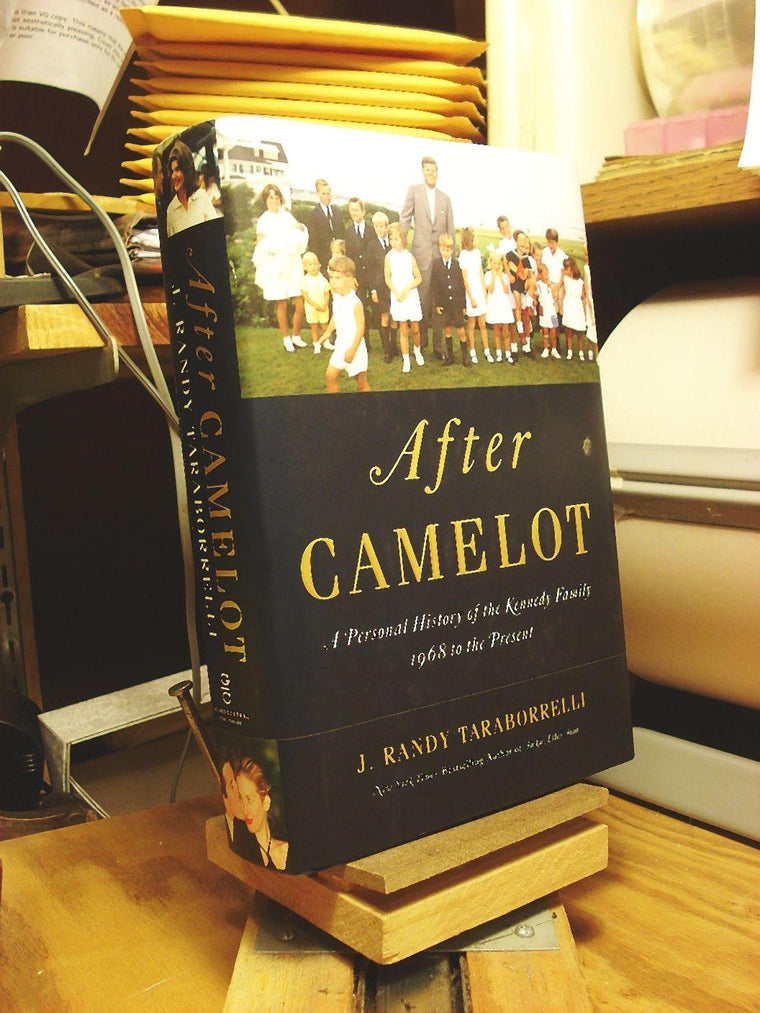 After Camelot: A Personal History of the Kennedy Family - 19