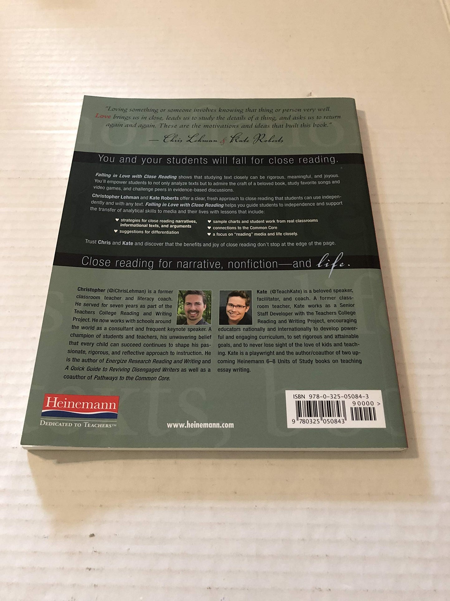 Falling in Love with Close Reading: Lessons for Analyzing Texts--and Life