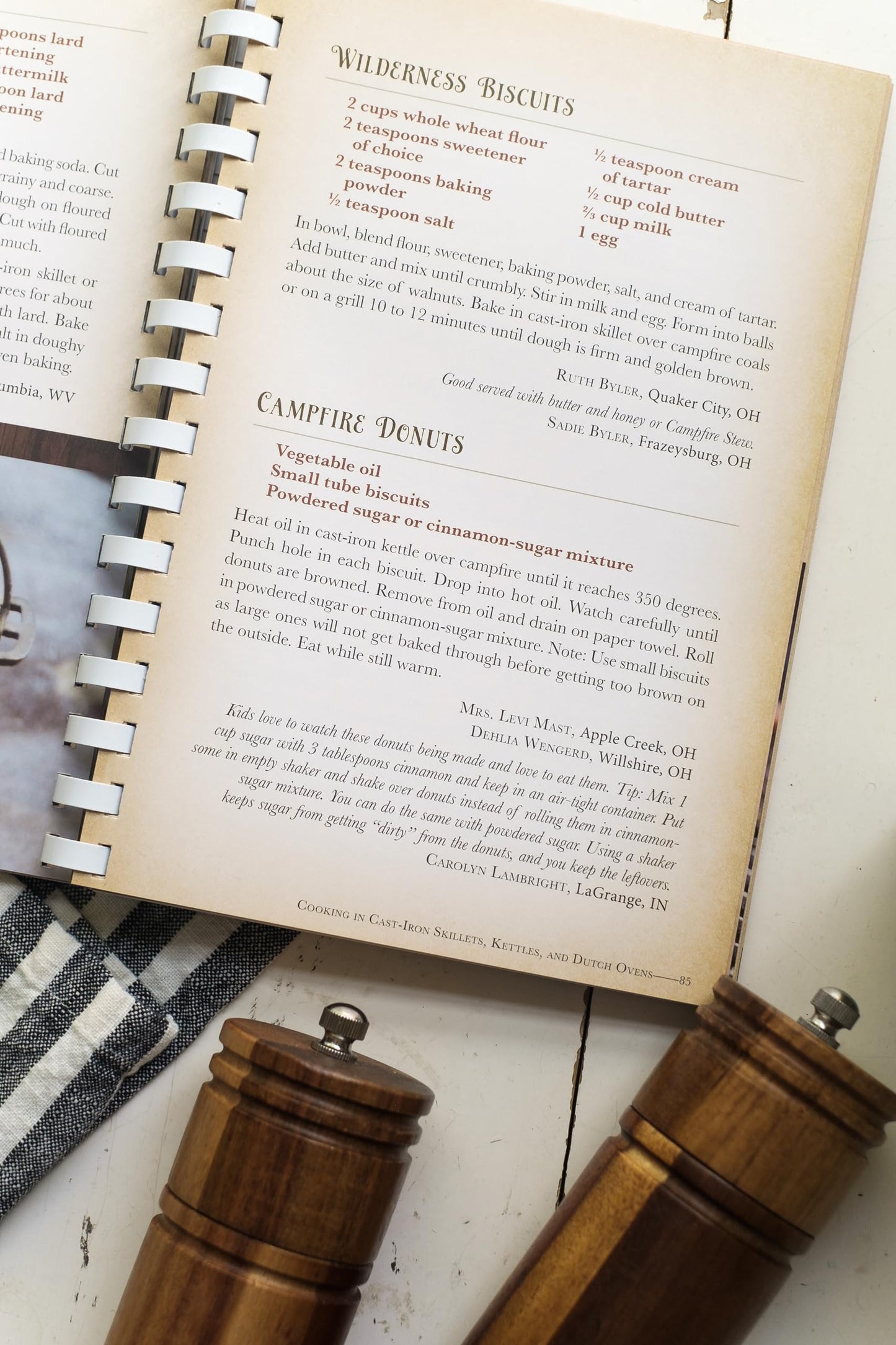 Wanda E. Brunstetter's Amish Friends Outdoor Cookbook: Over 250 Recipes Proving Outdoor Cooking Is Much More Than a Hot Dog on a Stick
