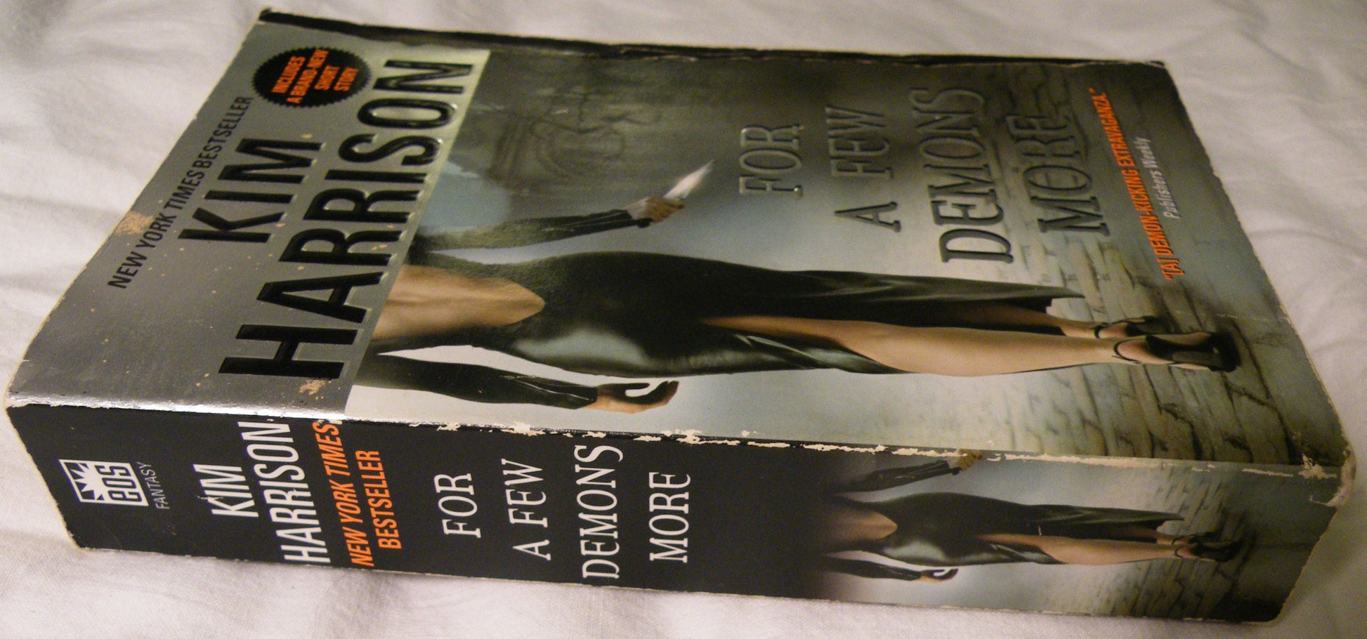 For a Few Demons More (The Hollows, Book 5)