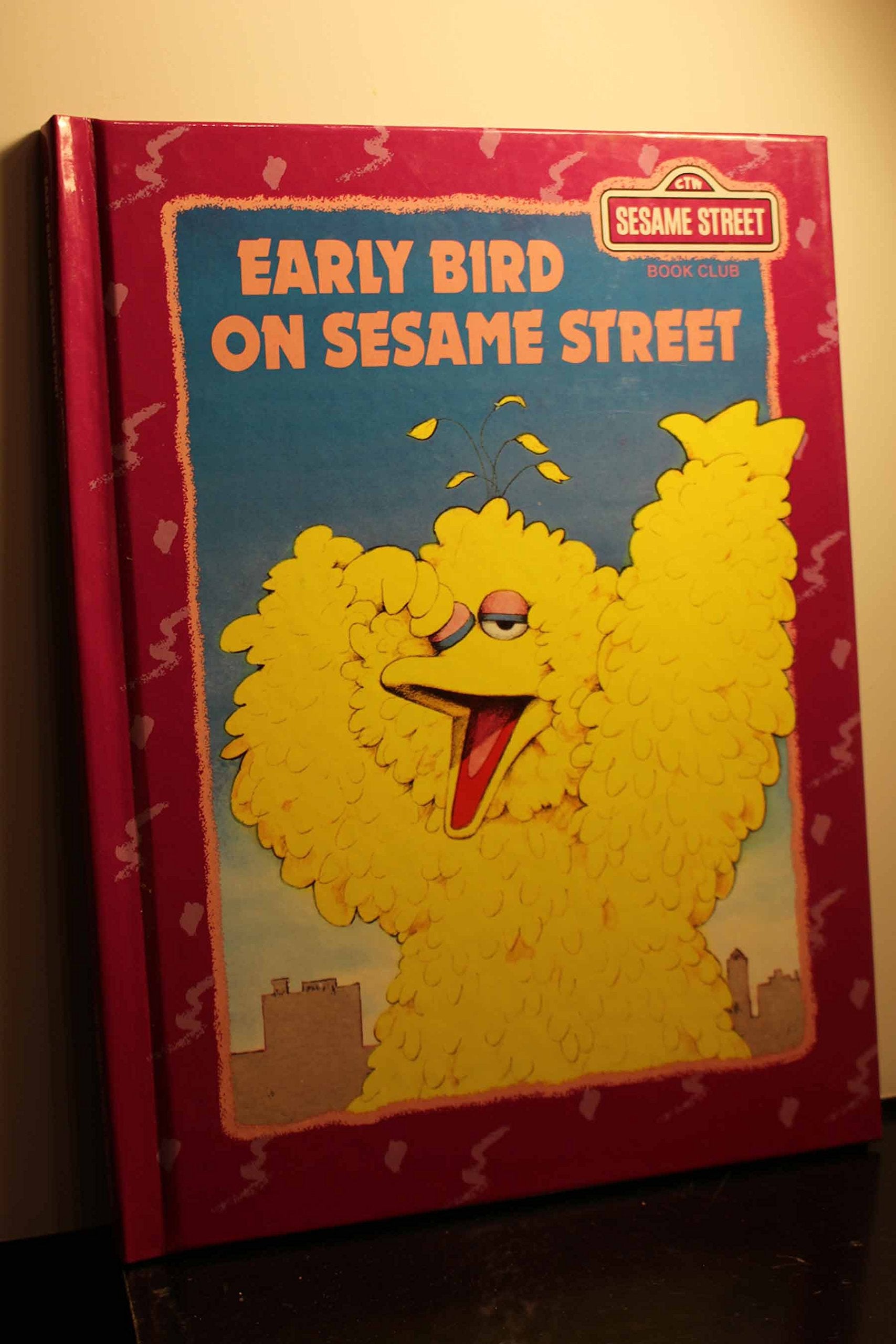 Early Bird On Sesame Street (Sesame Street Book Club)