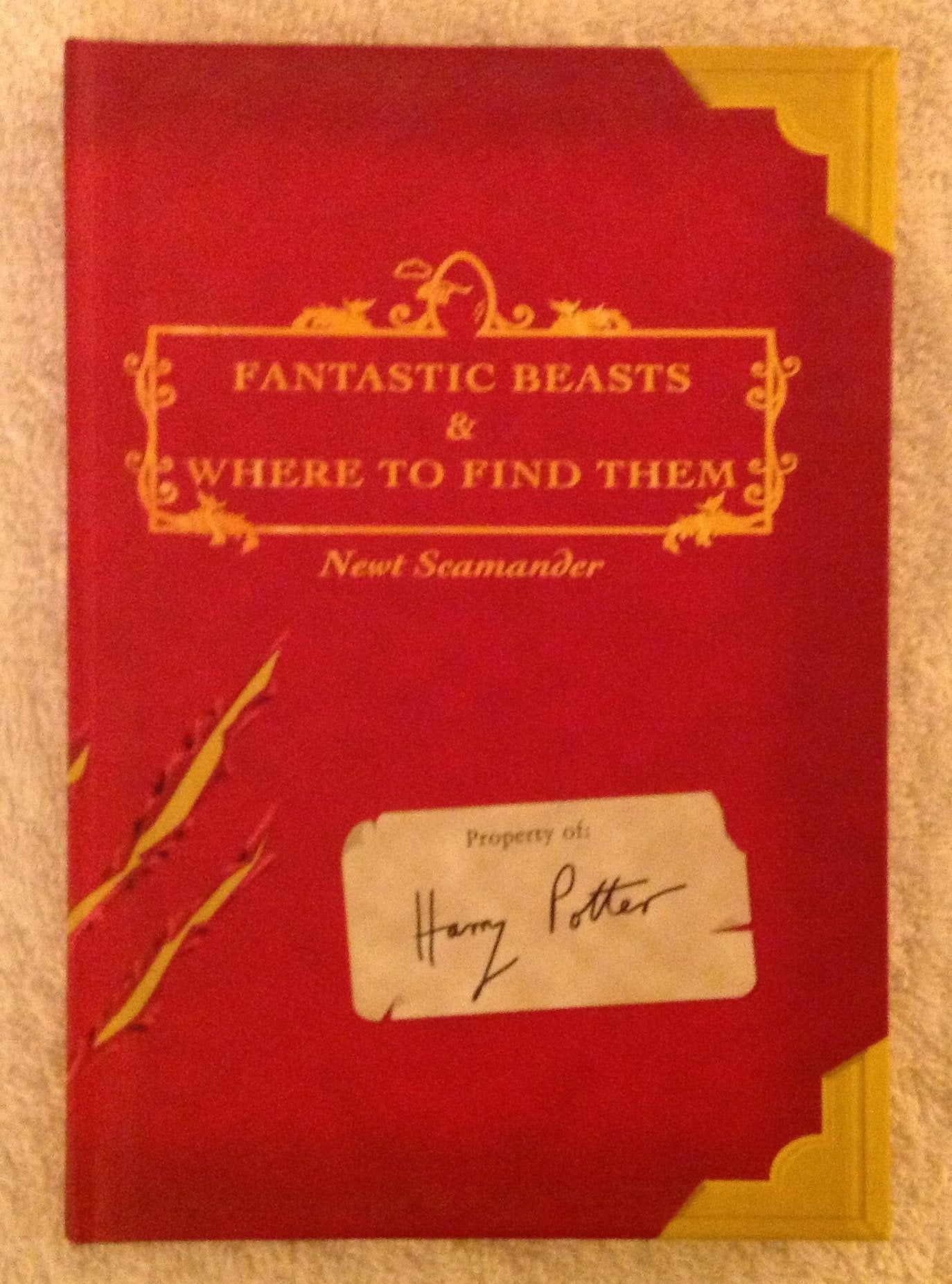 Harry Potter Schoolbooks: Fantastic Beasts and Where to Find Them / Quidditch Through the Ages