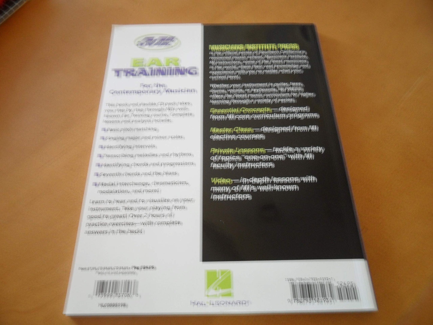 Ear Training - Essential Concepts (Book/Online Audio)