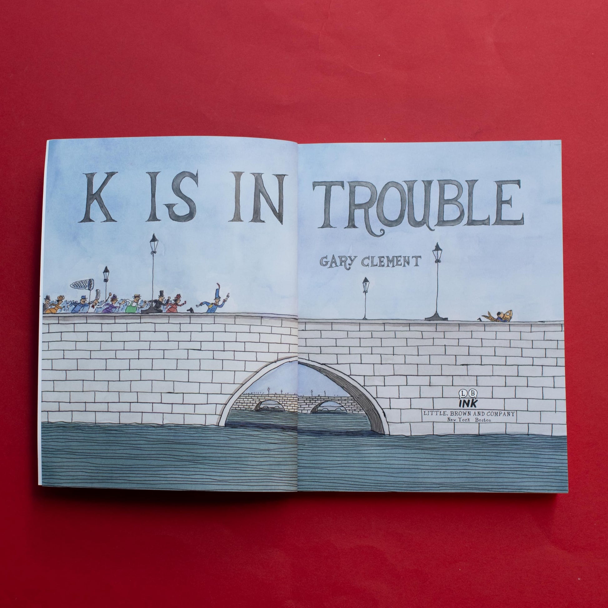 K Is in Trouble (A Graphic Novel) (K Is in Trouble, 1)