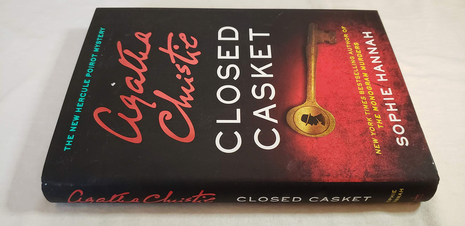 Closed Casket: The New Hercule Poirot Mystery (The New Hercule Poirot Mystery, 2)
