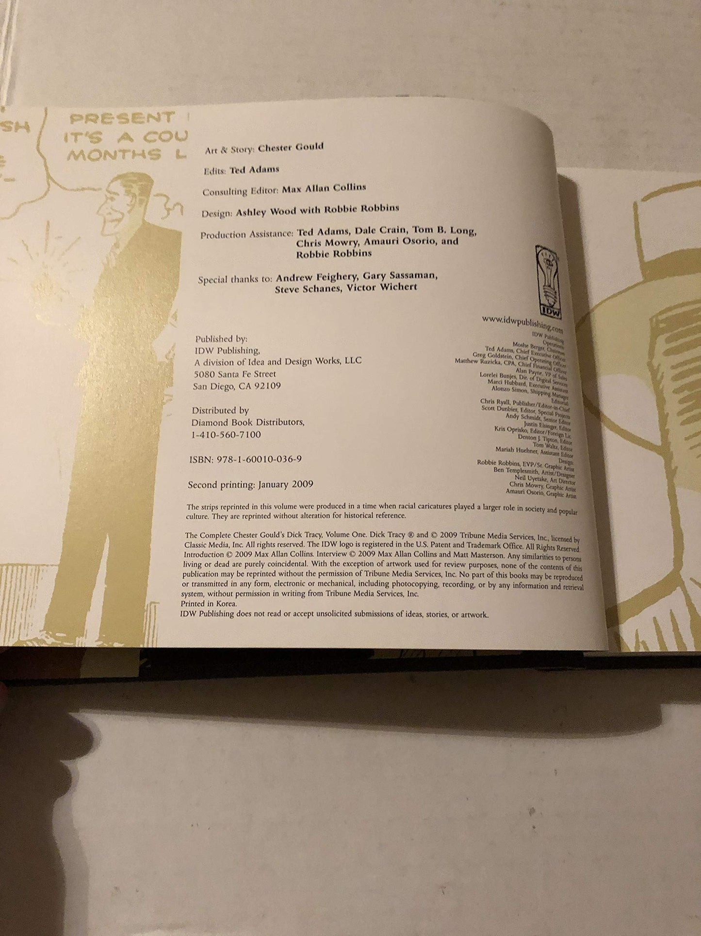 Complete Chester Gould's Dick Tracy Volume 1