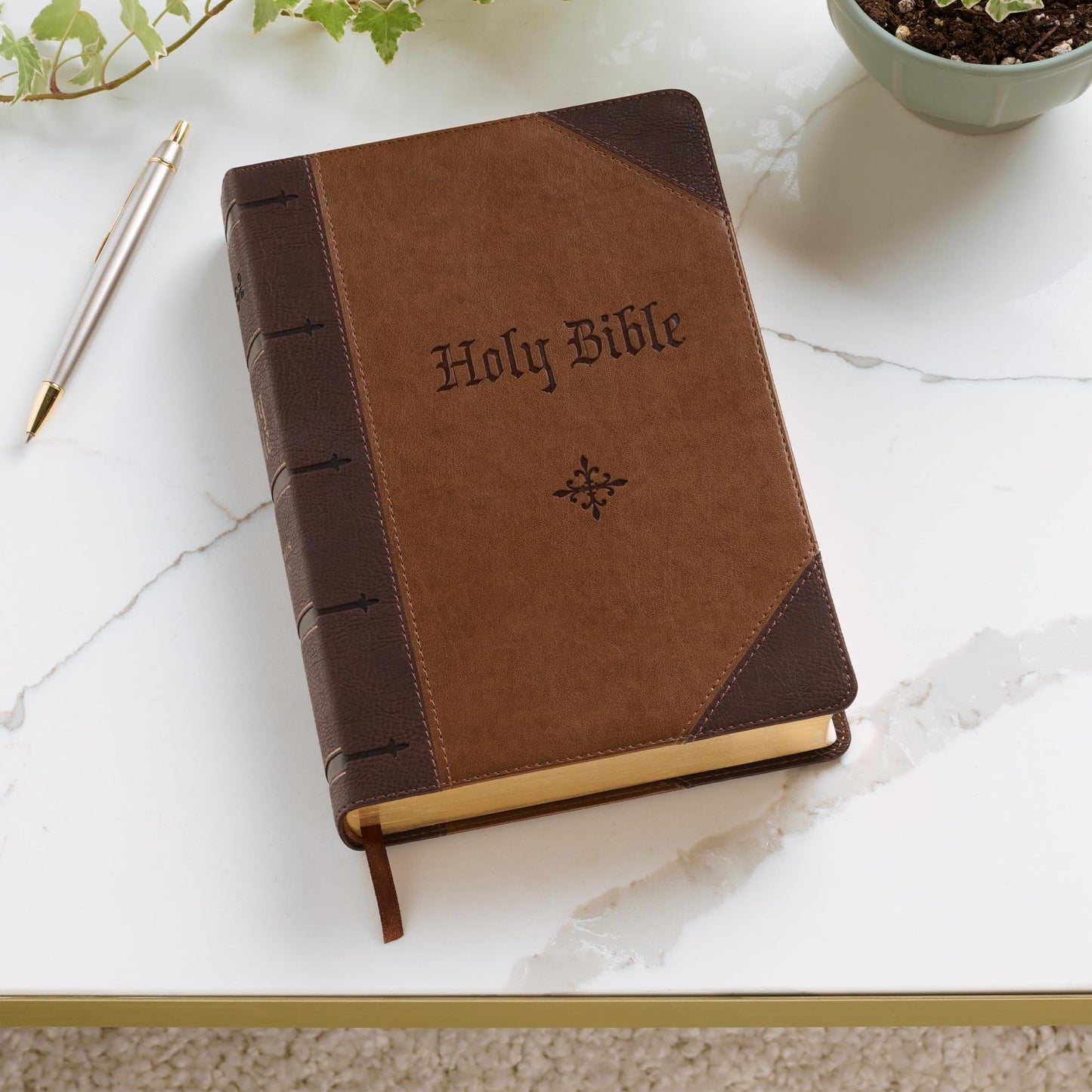 KJV Holy Bible, Giant Print Full-size Faux Leather Red Letter Edition - Thumb Index & Ribbon Marker, King James Version, Two-tone Brown (KJV Full Size GP Editions)