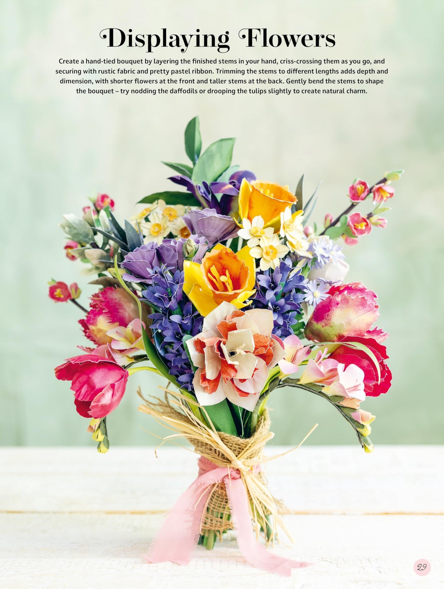 The Bouquet in a Book: Spring: Pre-punched pages to press out and make paper flowers