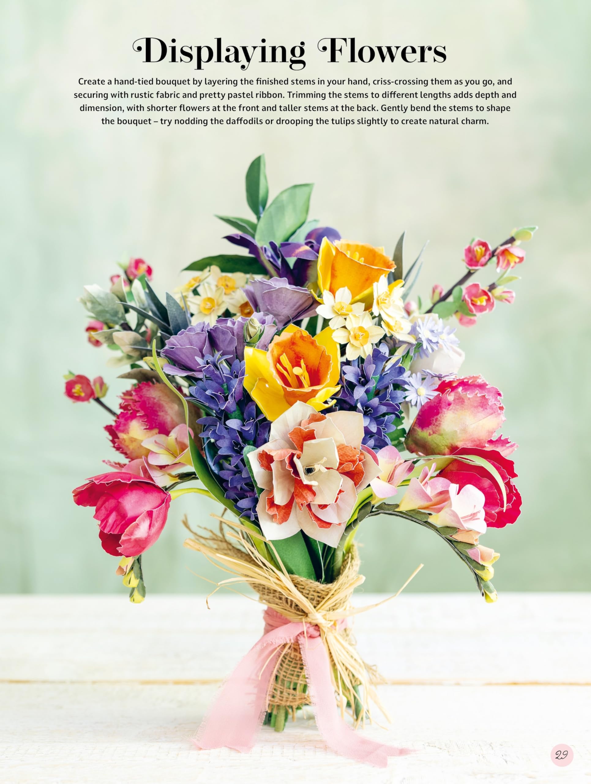 The Bouquet in a Book: Spring: Pre-punched pages to press out and make paper flowers