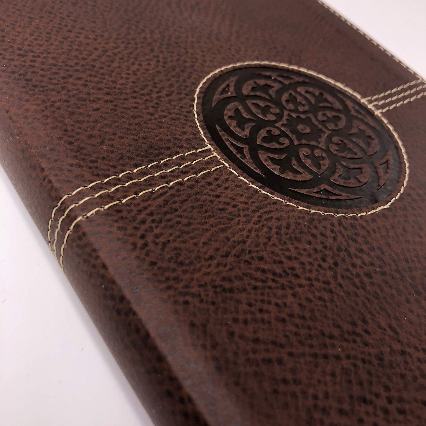 NRSV, Thinline Reference Bible, Large Print, Leathersoft, Brown, Comfort Print