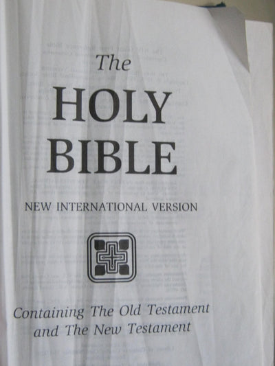 NIV Giant Print Reference Bible by Zondervan