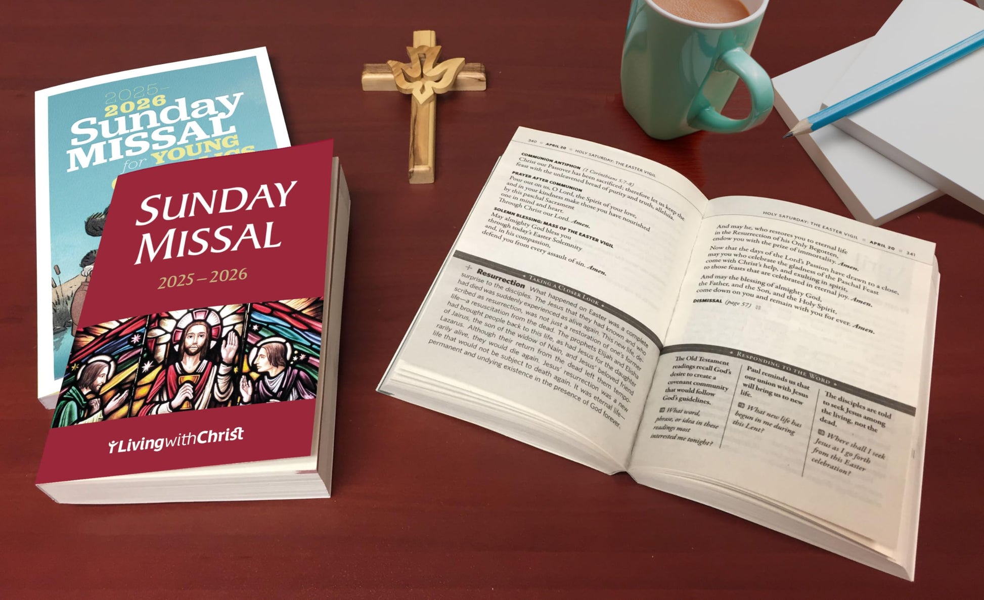 2025-2026 Sunday Missal: Prayers, Reflections, and Sunday Readings with the Complete Order of the Mass for 2026