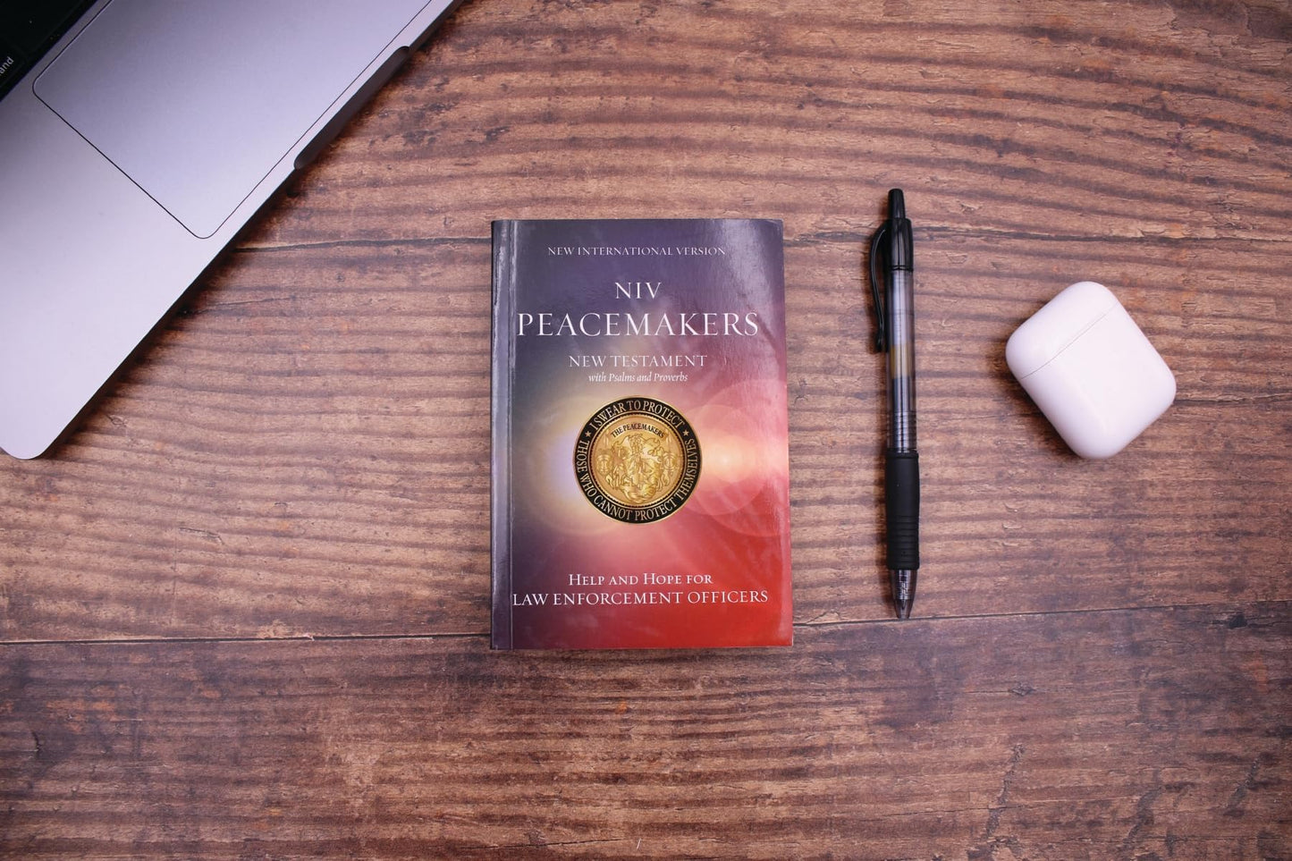 NIV, Peacemakers New Testament with Psalms and Proverbs, Pocket-Sized, Paperback, Comfort Print: Help and Hope for Law Enforcement Officers