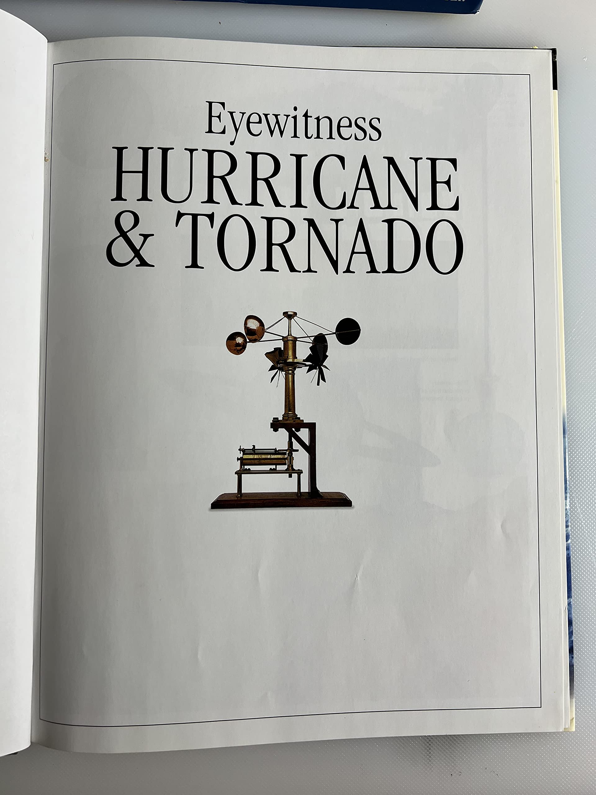 DK Eyewitness Books: Hurricane & Tornado