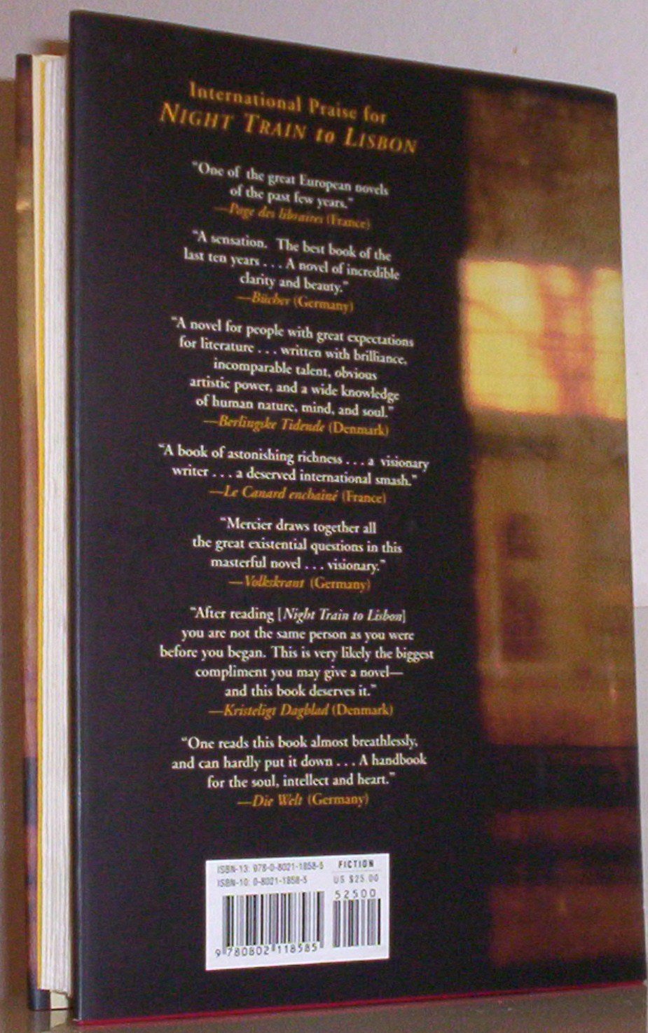 Night Train to Lisbon: A Novel