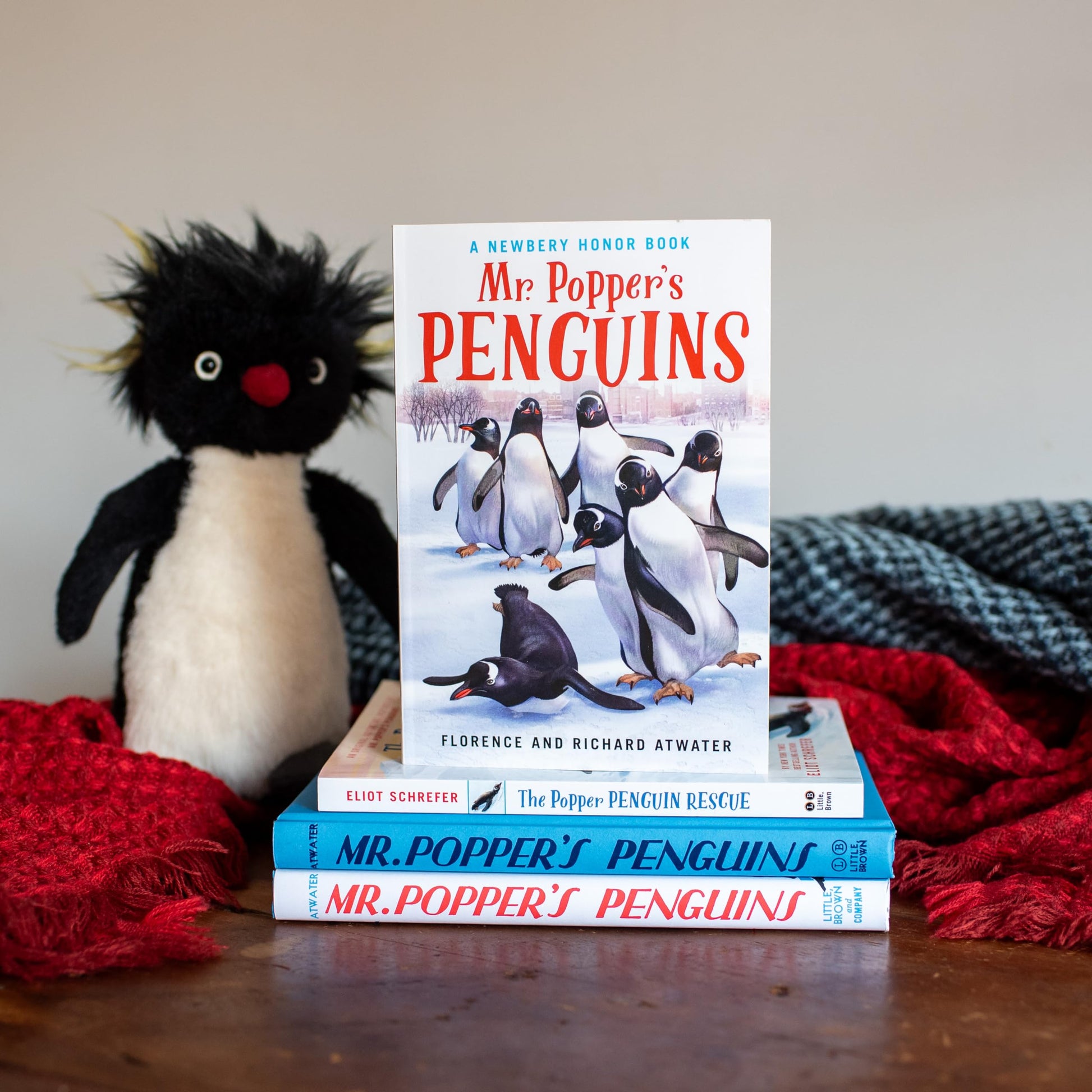 Mr. Popper's Penguins (Newbery Honor Award Winner)