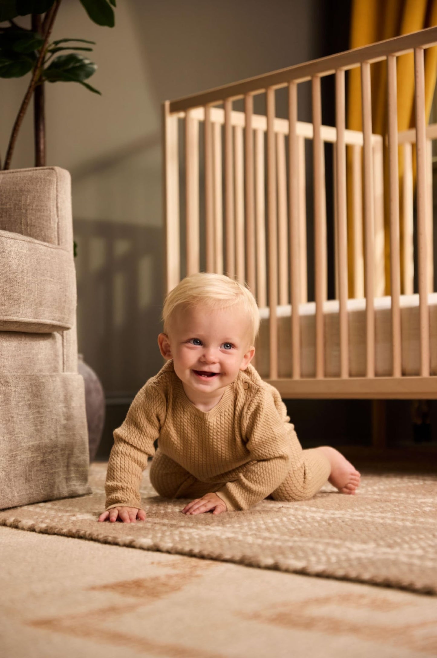 Moms on Call Next Steps Baby Care 6-15 Months Parenting Book
