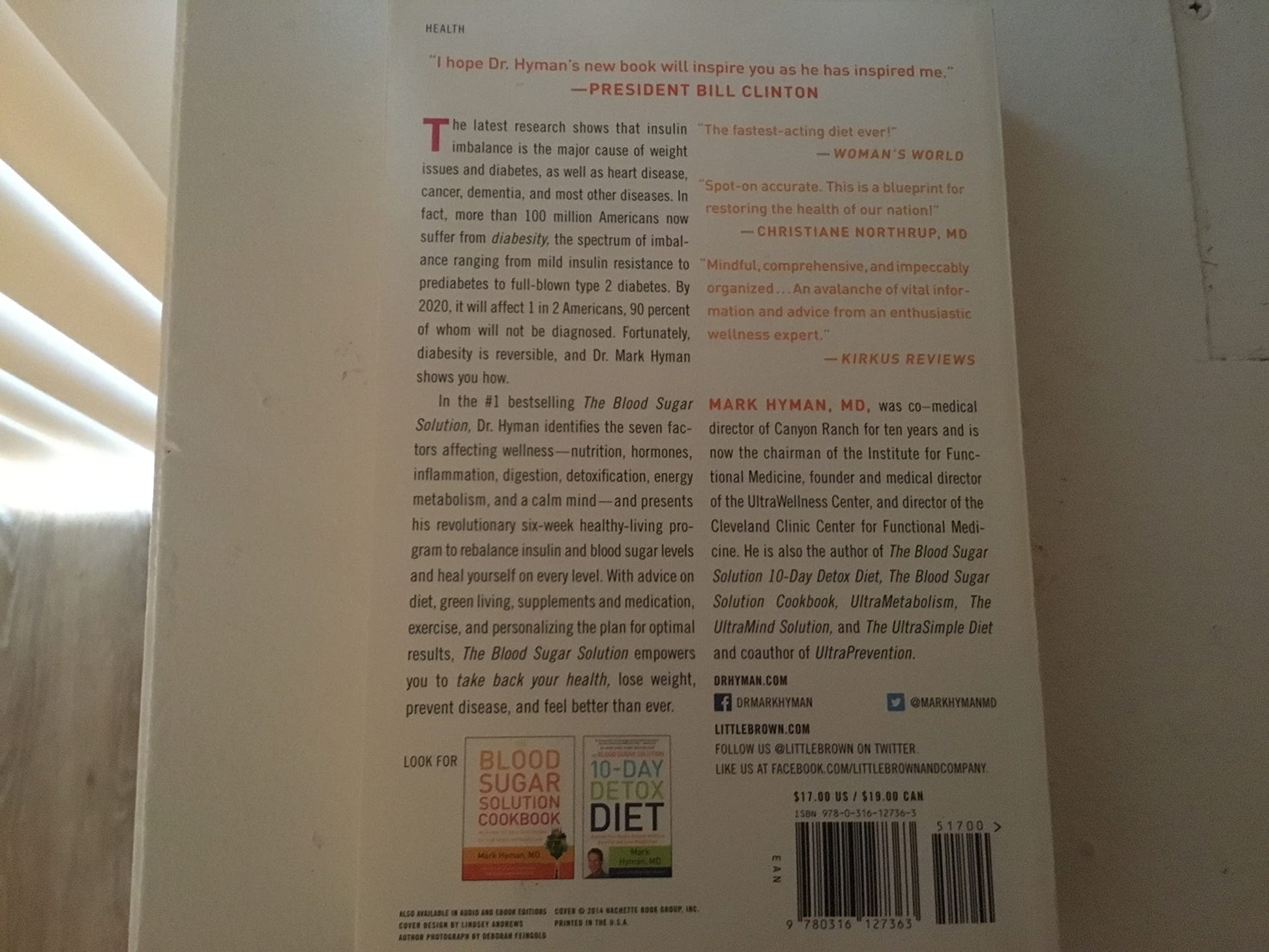 The Blood Sugar Solution: The UltraHealthy Program for Losing Weight, Preventing Disease, and Feeling Great Now! (The Dr. Mark Hyman Library, 1)