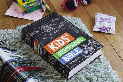 NIrV Kids' Devotional Bible, Hardcover: Over 300 Devotions