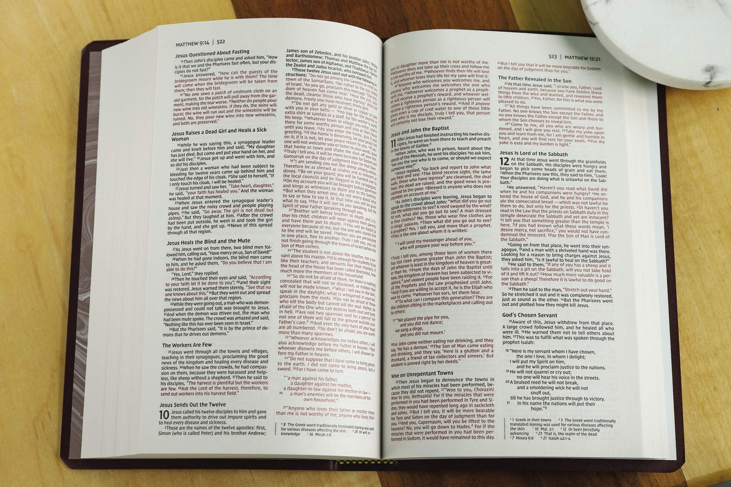 NIV Gift and Award Bible Leather-Look Burgundy Red Letter