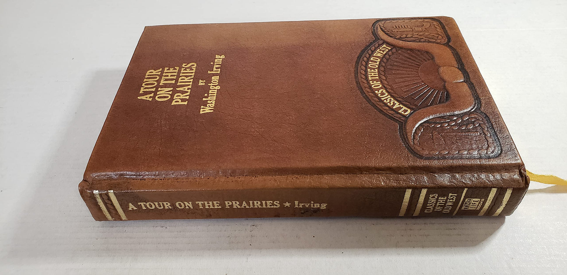 A Tour on the Prairies (CLASSICS OF THE OLD WEST)