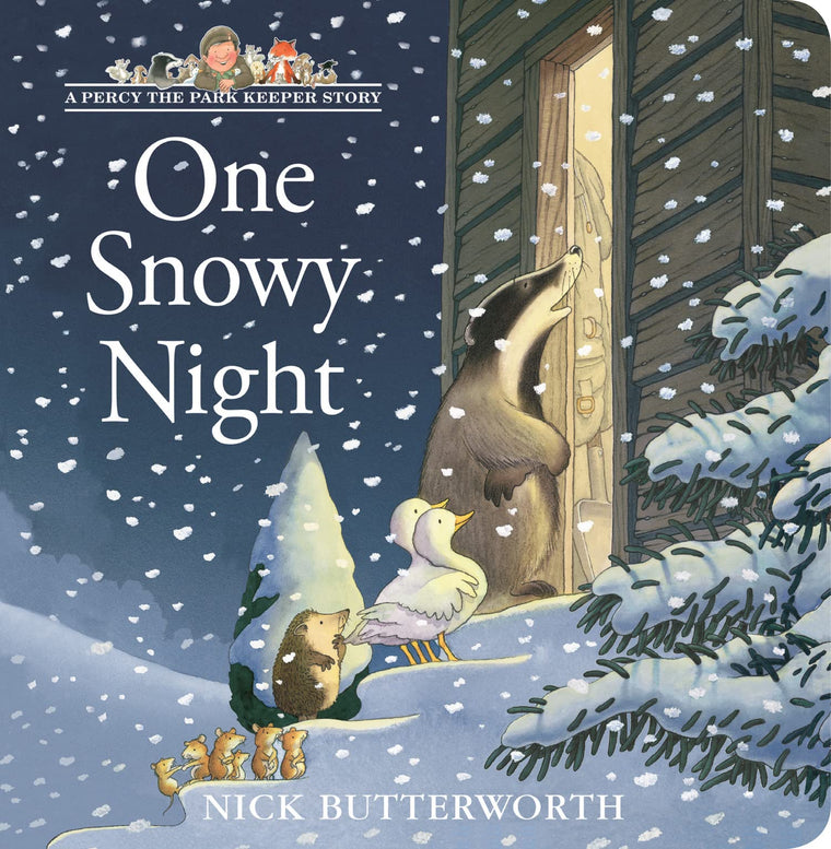 One Snowy Night: Board book edition of this much-loved, bestselling illustrated childrens picture book - perfect for the youngest fans of Percy the Park Keeper! (A Percy the Park Keeper Story)
