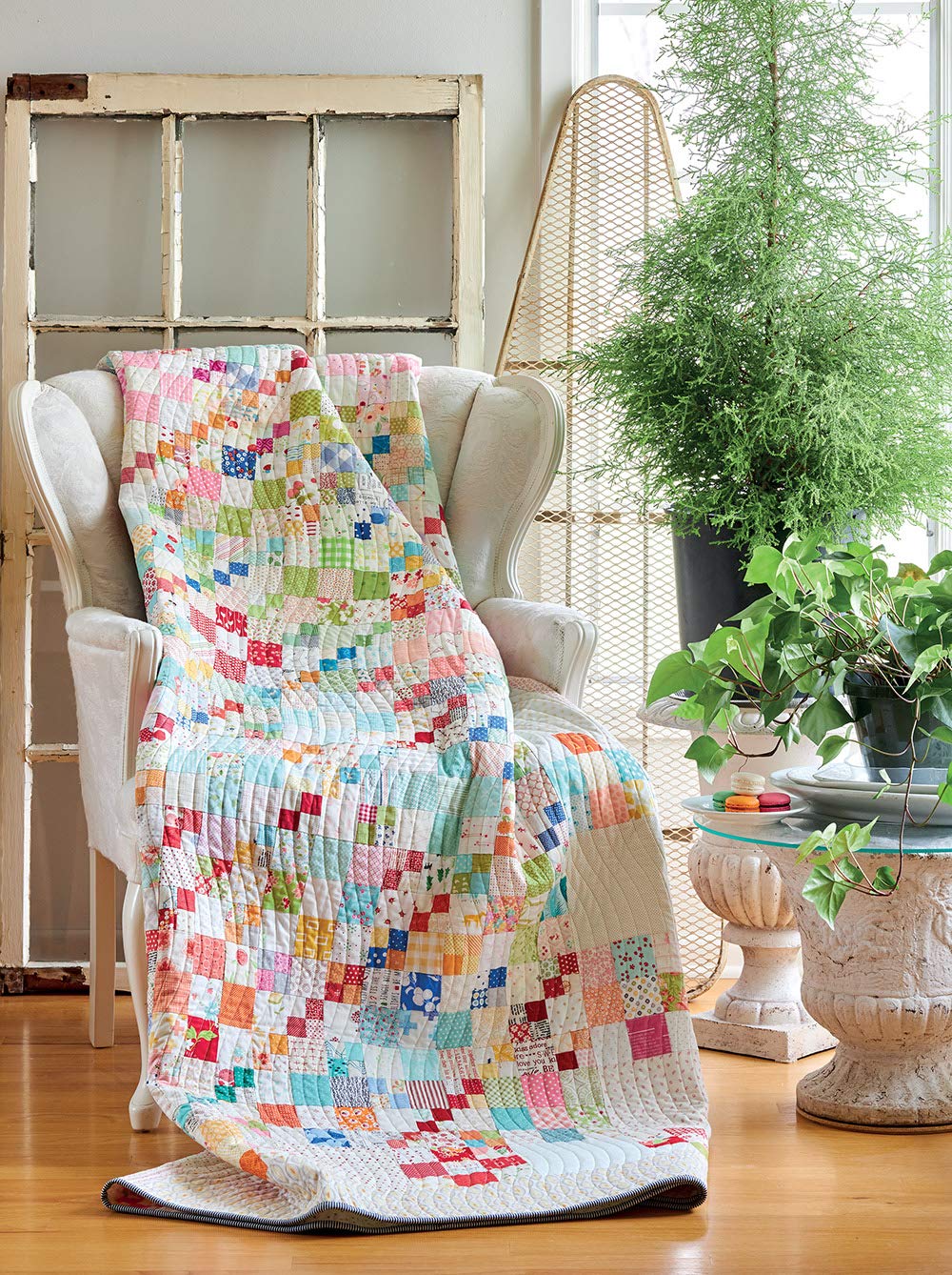 Sisterhood of Scraps: 12 Brilliant Quilts from 7 Fantastic Designers