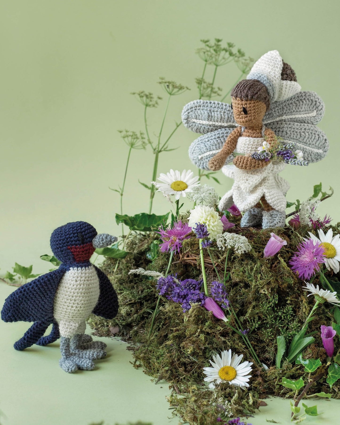 Crochet Fairy Tales: Cottage Stories: Over 40 enchanting patterns