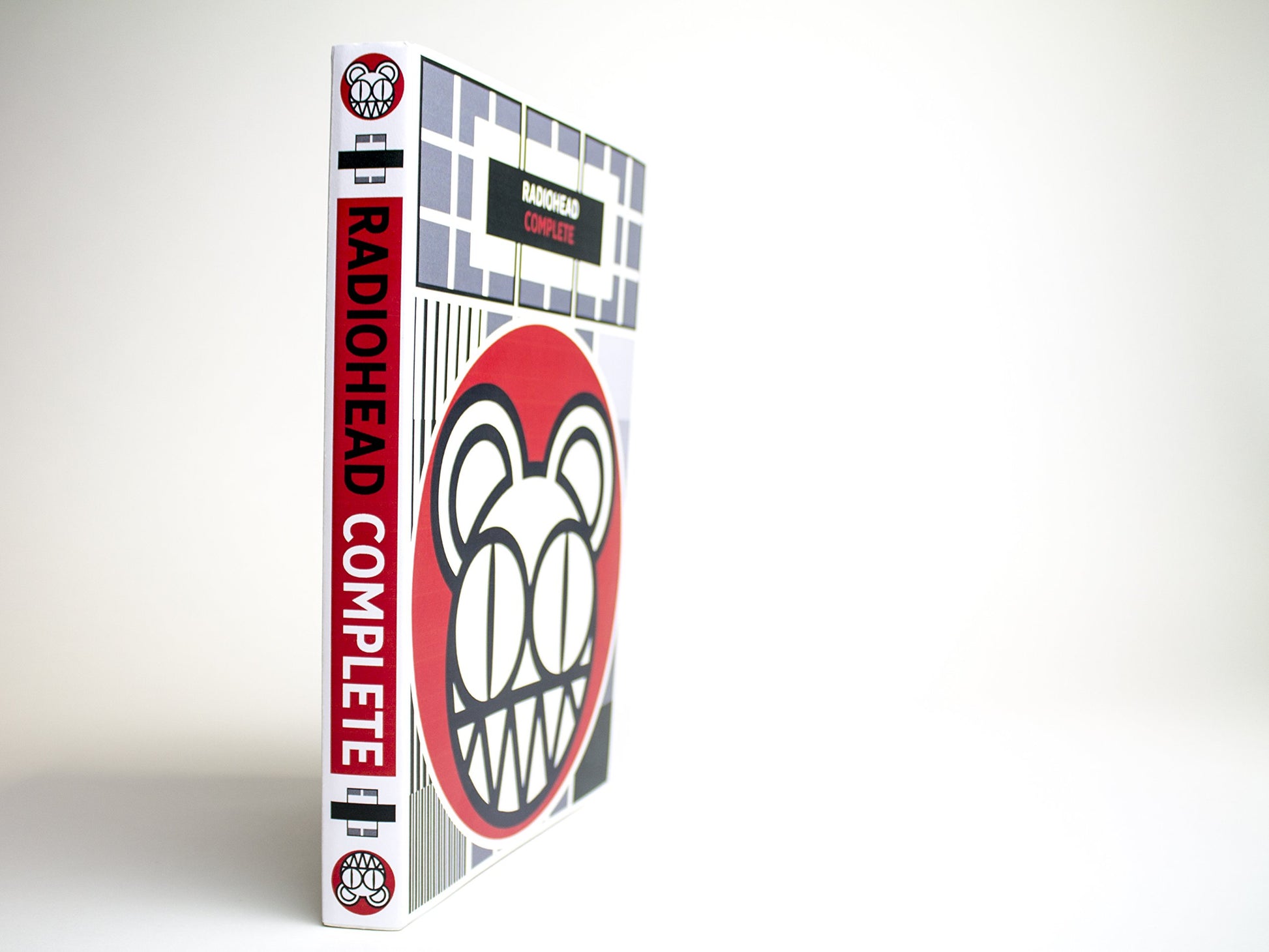 Radiohead Complete: Lyrics & Chords (Faber Edition)