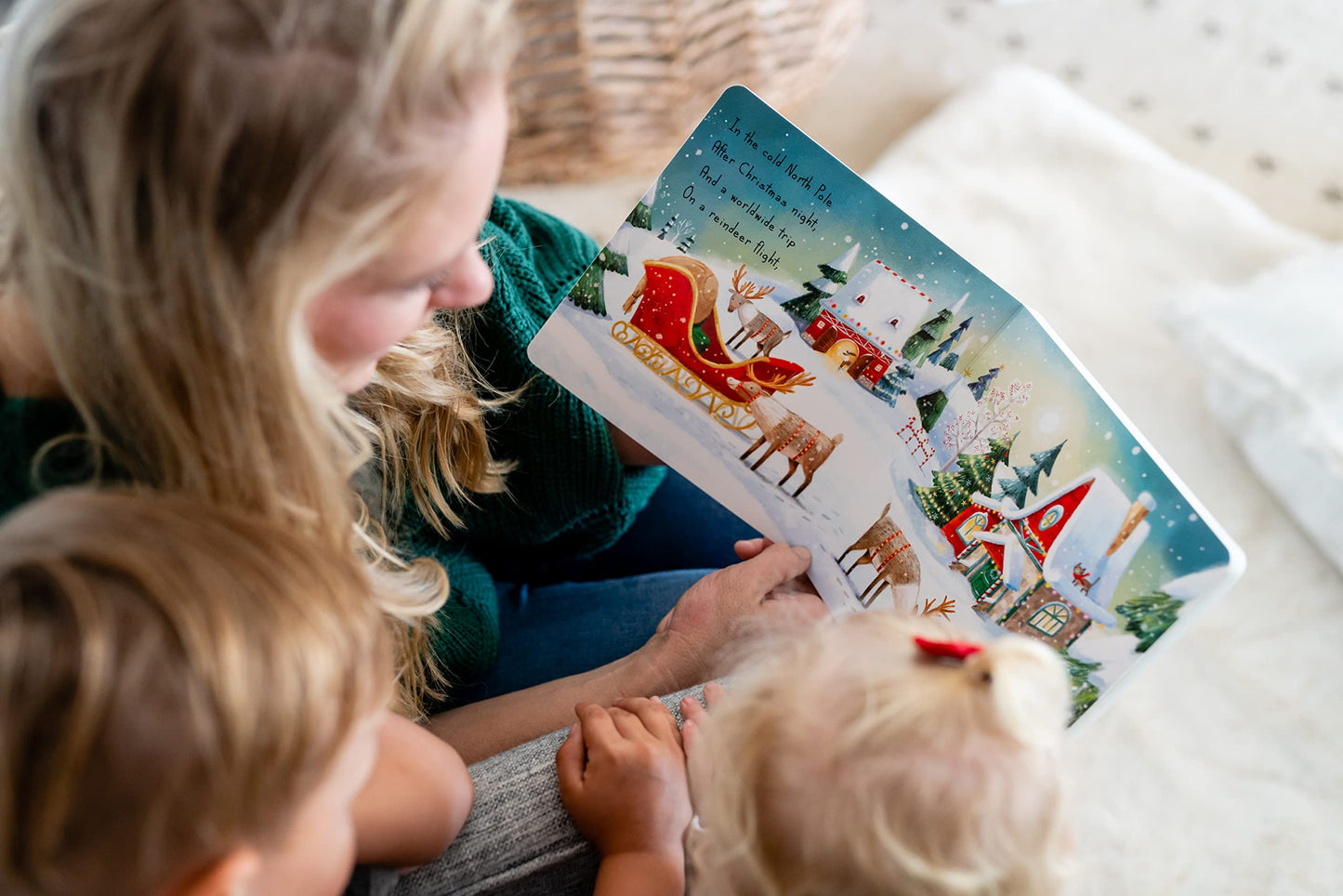 A Christmas Gift for Santa: A Bedtime Book for Little Ones