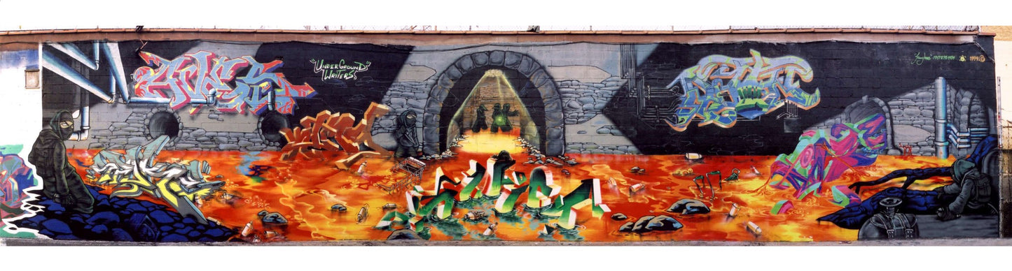 Broken Windows: Graffiti NYC by James T. Murray