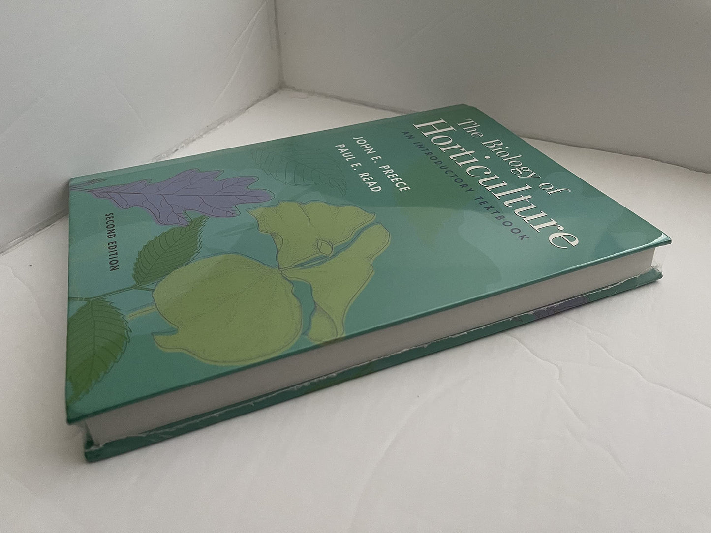 The Biology of Horticulture: An Introductory Textbook