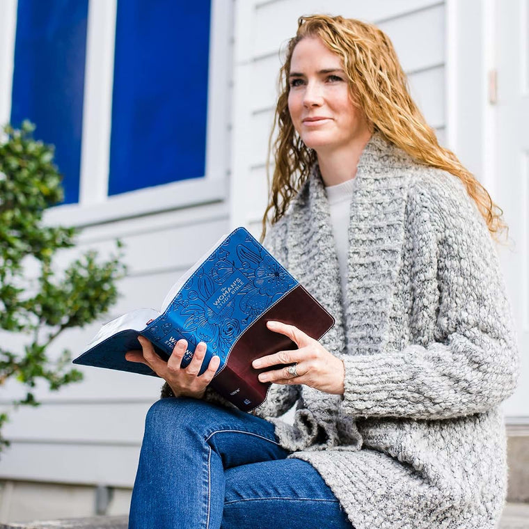 NIV, The Woman's Study Bible, Leathersoft, Blue/Brown, Full-