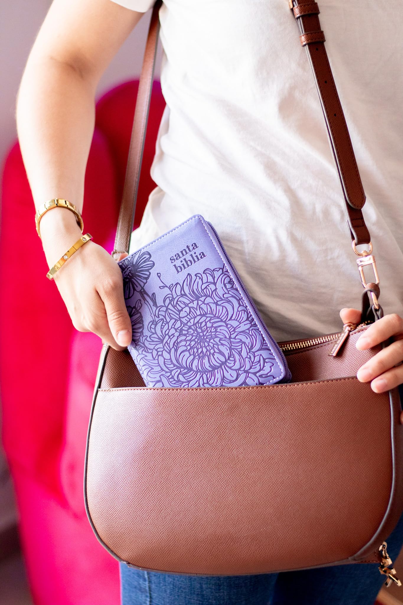 NBLA, Santa Biblia, Edición versificada, Tamao bolsillo, Leathersoft, Morado, Con cierre, Palabras de Jesús en rojo, Comfort Print (Spanish Edition)