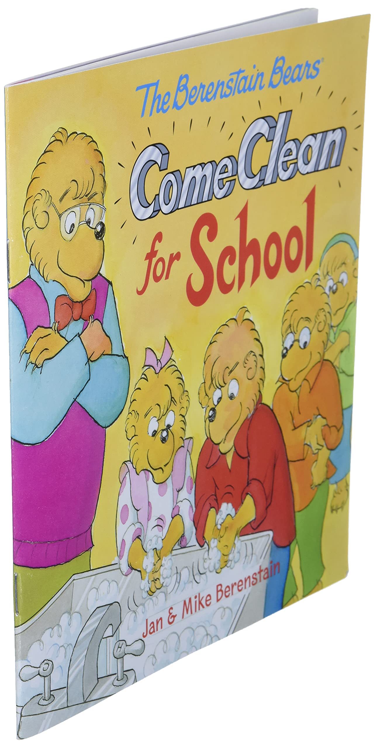 The Berenstain Bears Come Clean for School