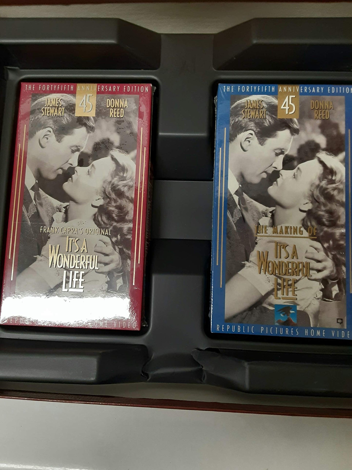 The It's a Wonderful Life by Basinger, Jeanine