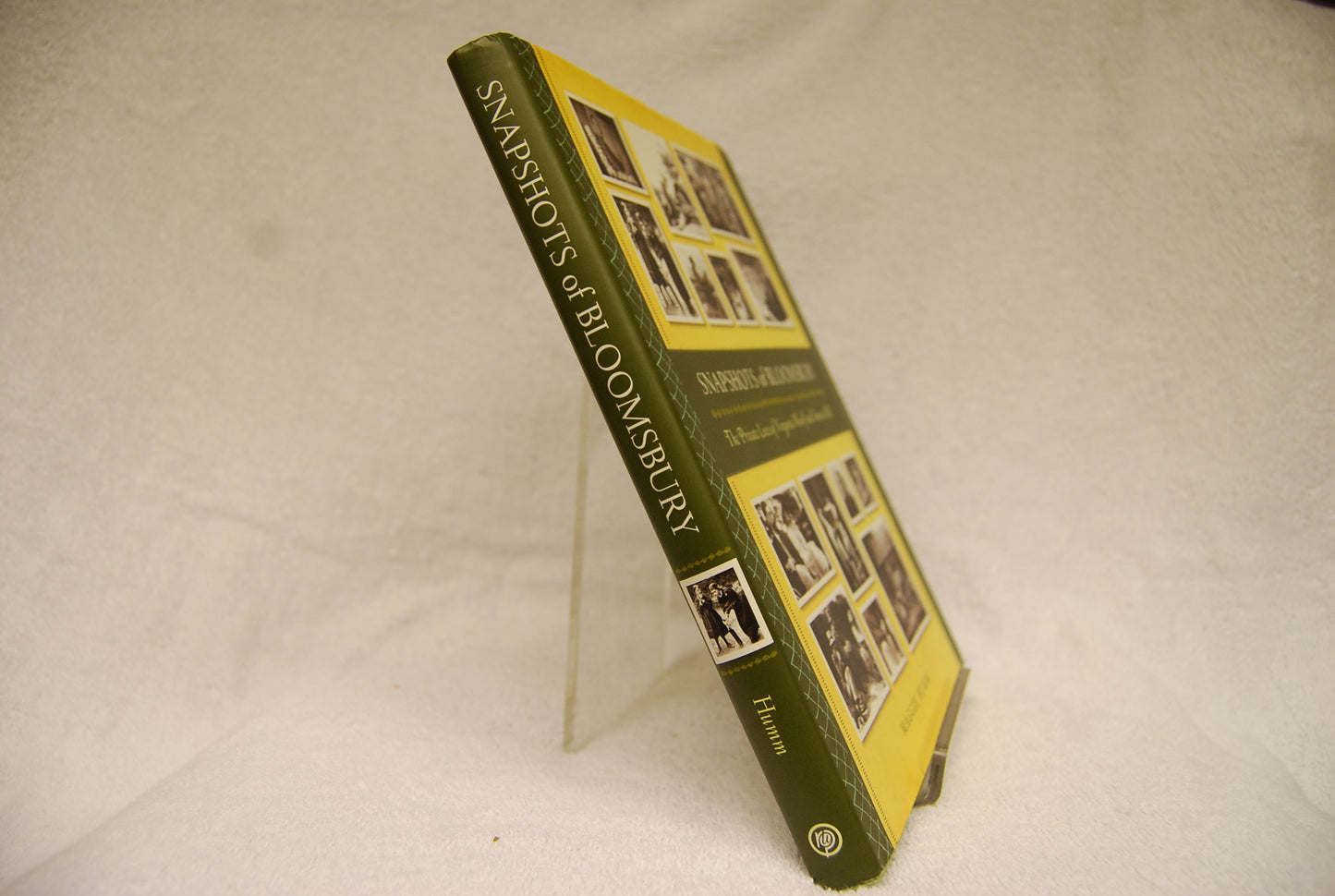 Snapshots of Bloomsbury: The Private Lives of Virginia Woolf