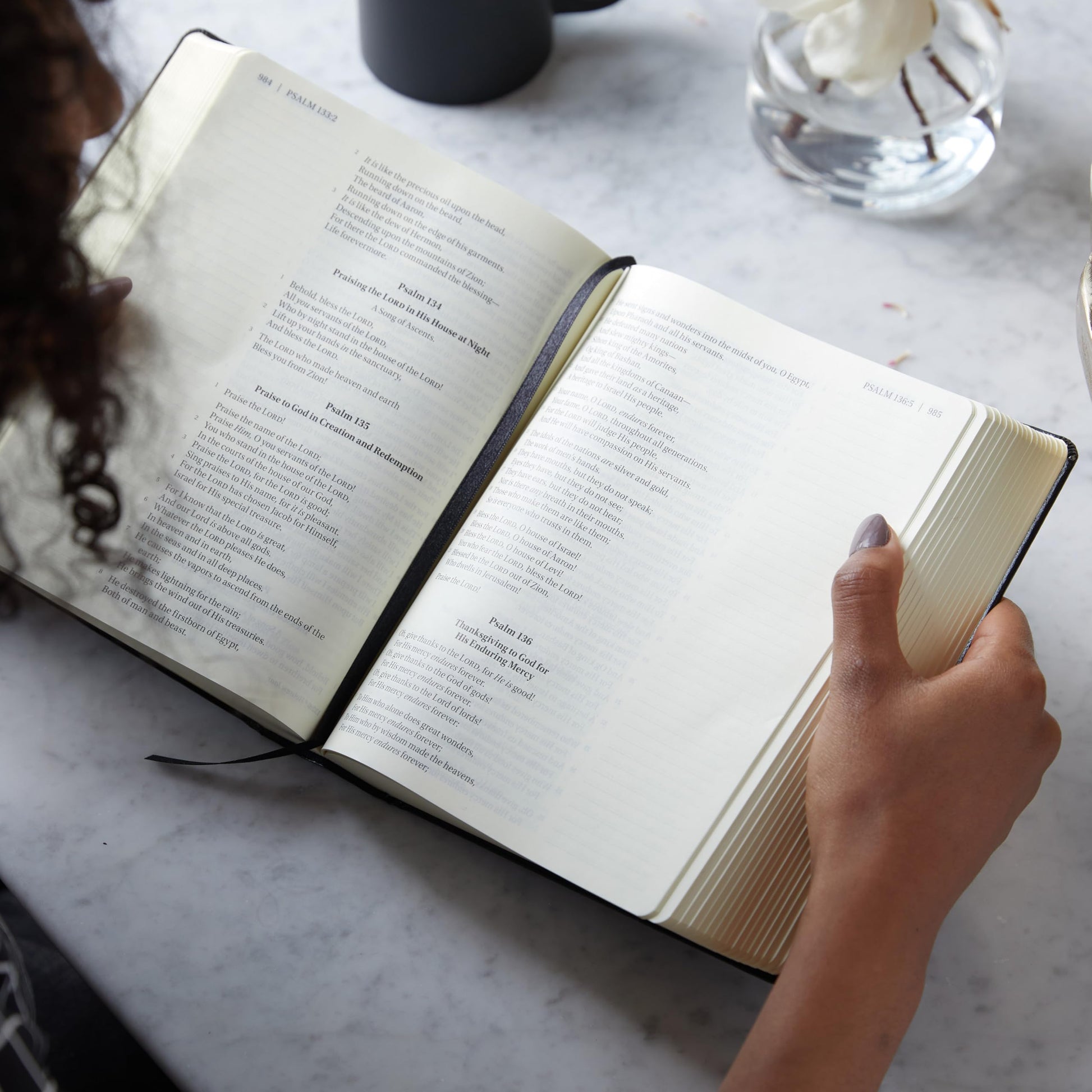 NKJV, Journal the Word Bible, Large Print: Reflect, Journal or Create Art Next to Your Favorite Verses (Stone Leathersoft over board, Red Letter)