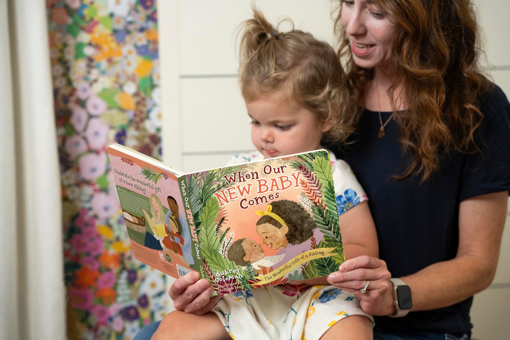 When Our New Baby Comes: The Wonderful Gift of a Sibling