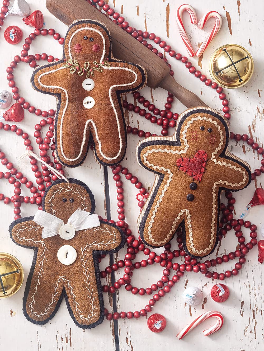 Jingle All the Way: 40 Small Stitcheries to Make Your Home Merry