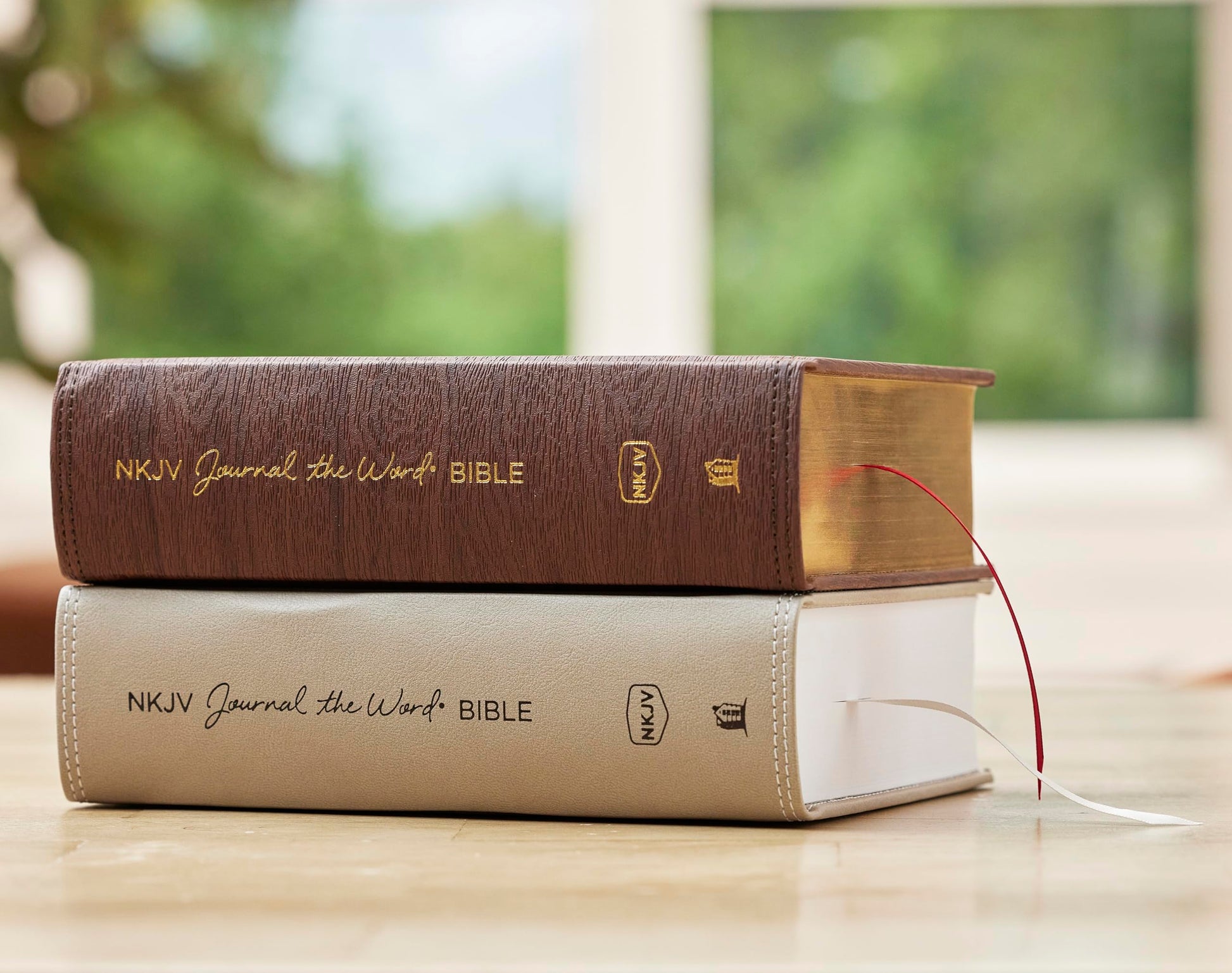 NKJV, Journal the Word Bible, Large Print: Reflect, Journal or Create Art Next to Your Favorite Verses (Stone Leathersoft over board, Red Letter)