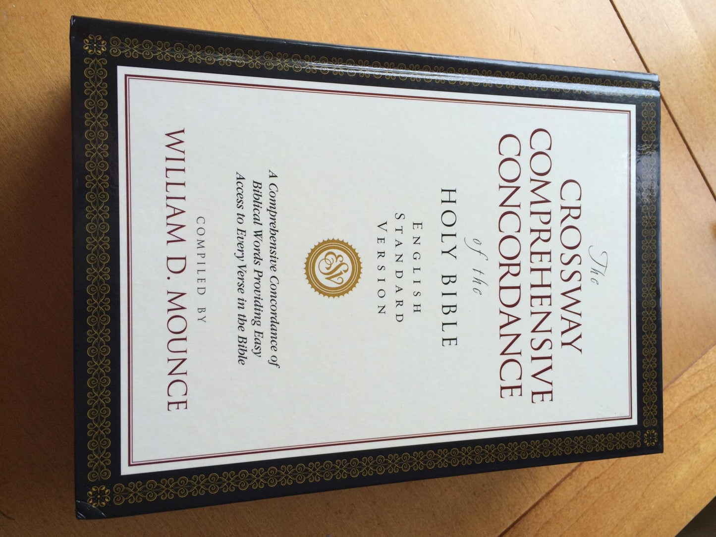 The Crossway Comprehensive Concordance of the Holy Bible, English Standard Version (A Comprehensive Concordance of Biblical Words Providing Easy Access to Every Verse in the Bible)