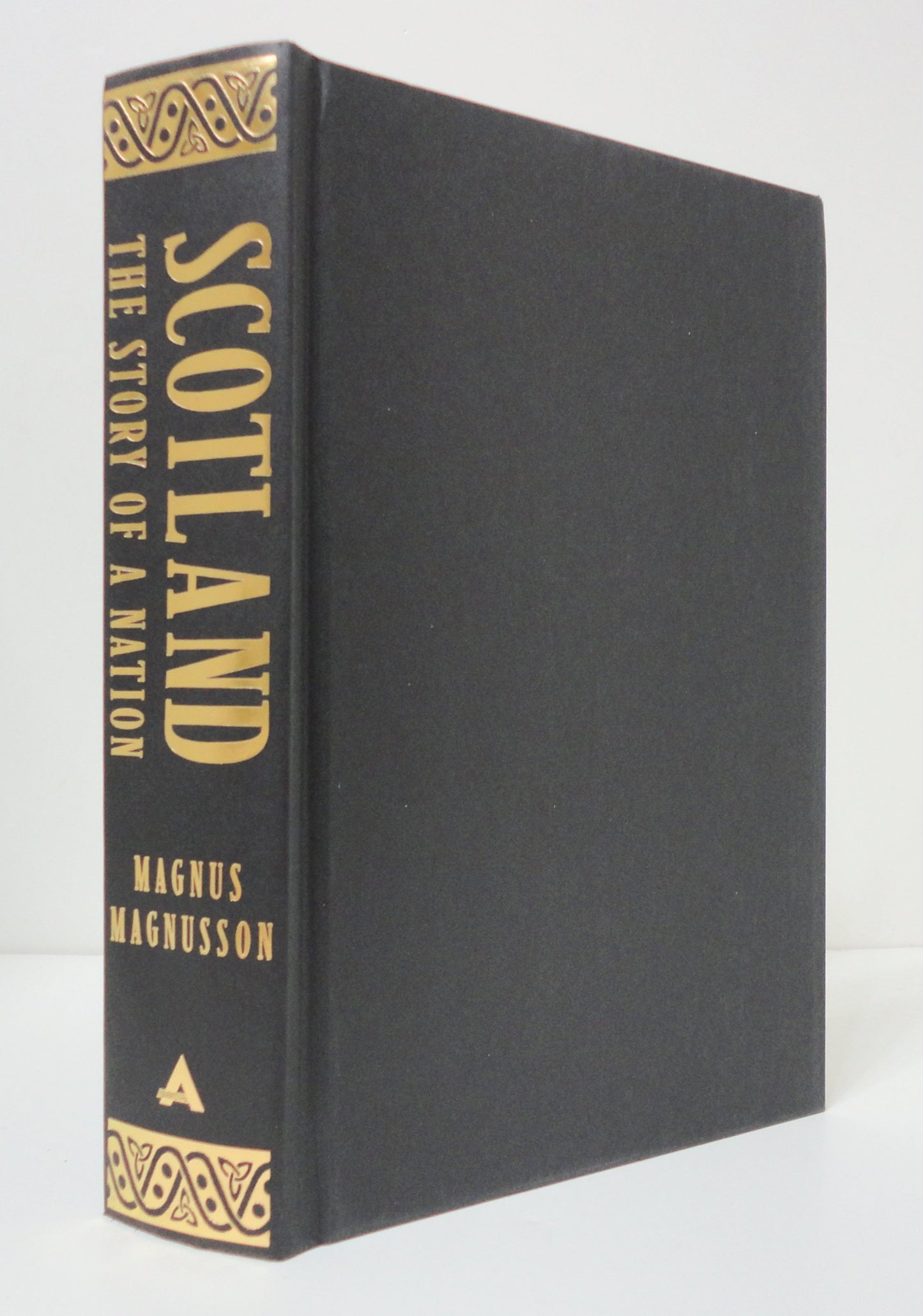 Scotland: The Story of a Nation by Magnus Magnusson