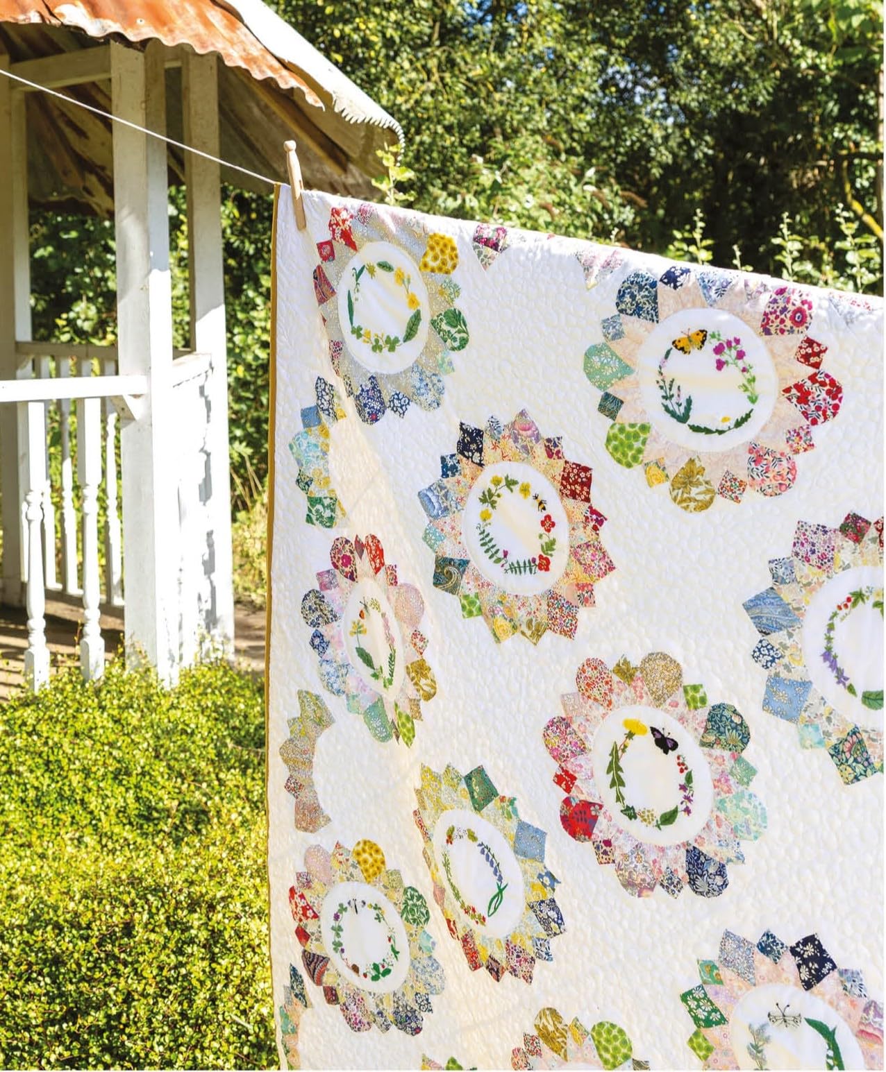 Alice's Country Diary Quilt: A quilting journey through the seasons with EPP, applique and hand embroidery