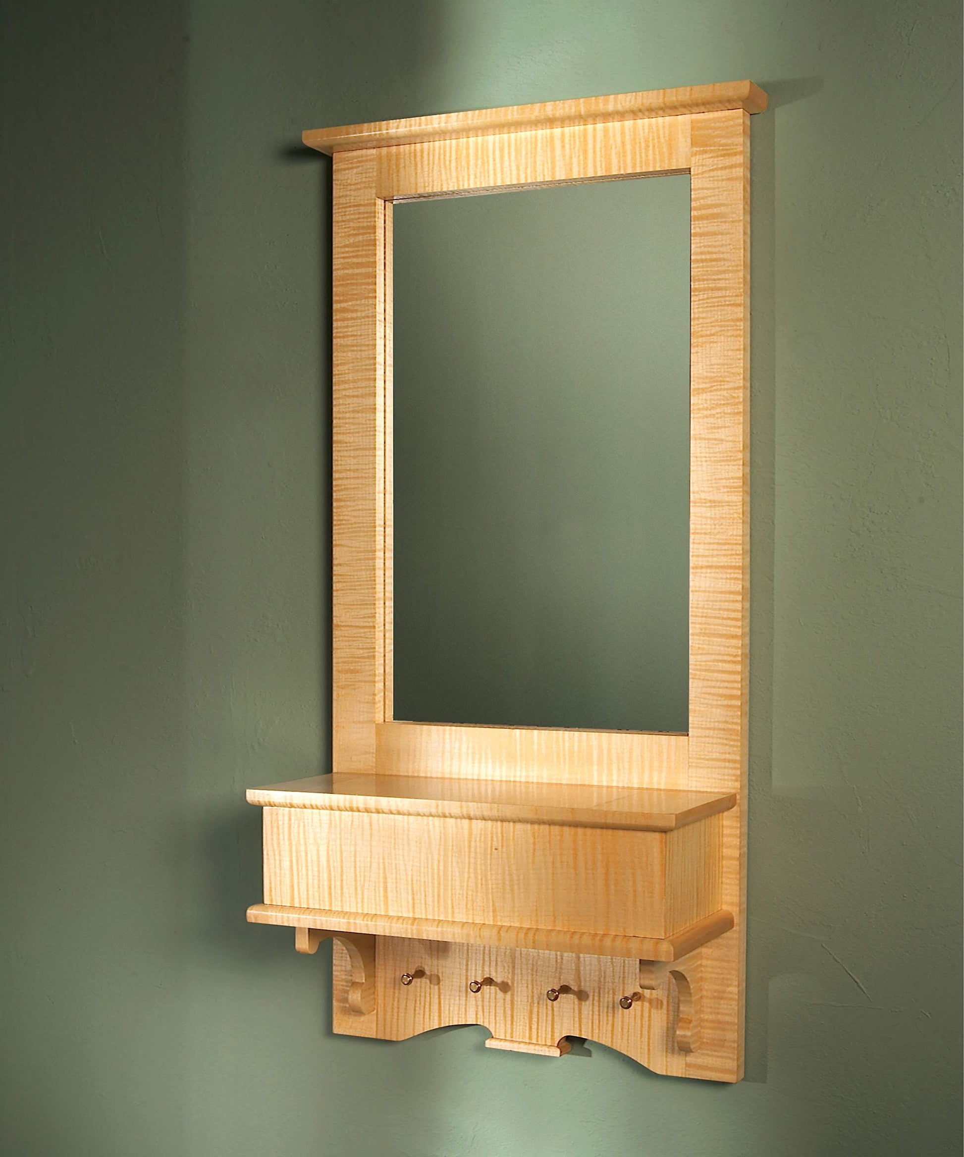 How to Make Picture Frames: 12 Simple to Stylish Projects from the Experts at American Woodworker (Fox Chapel Publishing) Matting, Mounting, Router Moldings, Table Saw Frames without Jigs, and More
