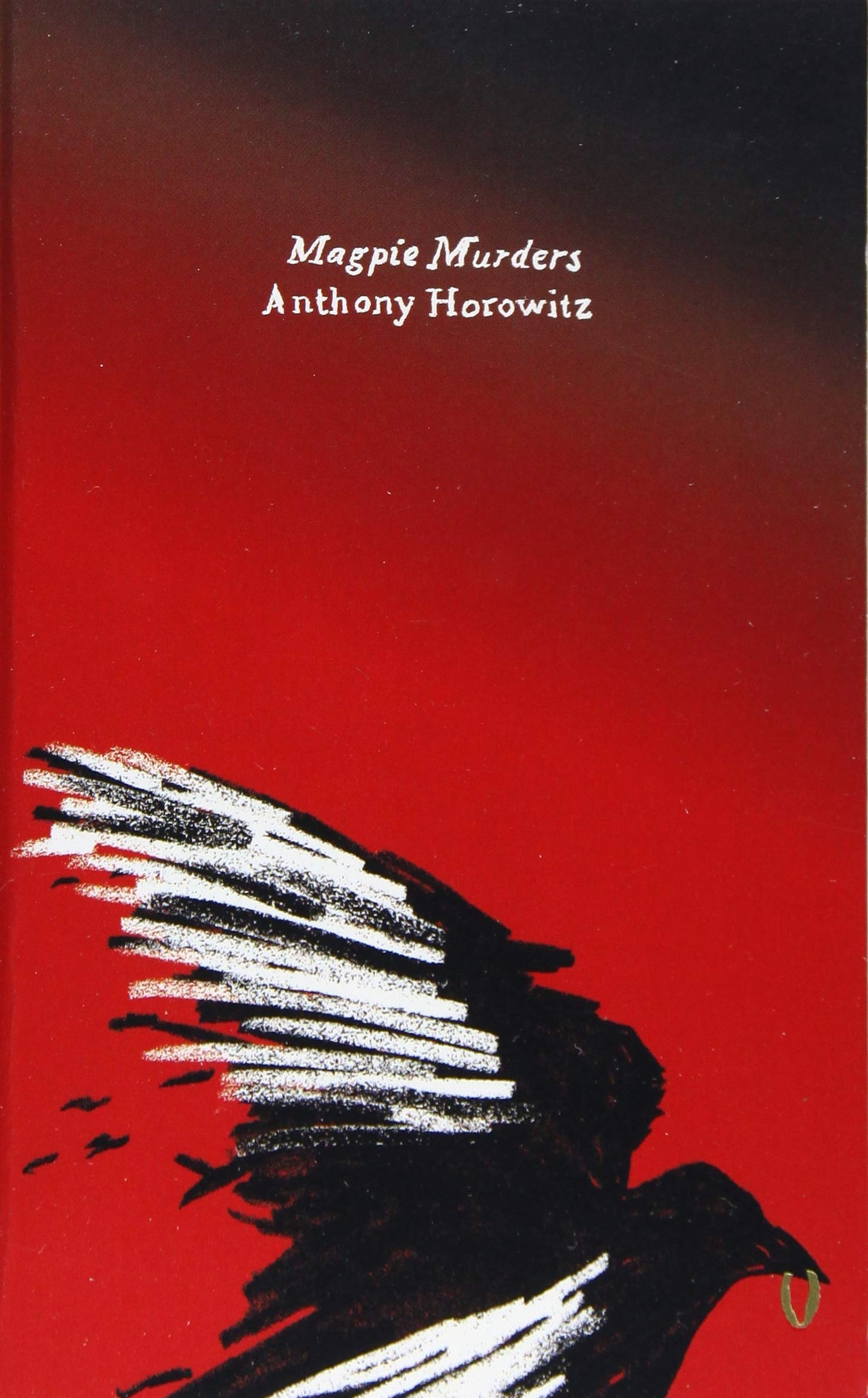 Magpie Murders: A Novel (Harper Perennial Olive Editions)