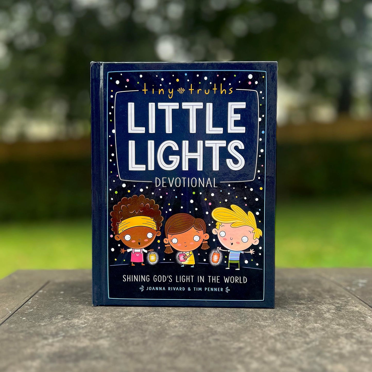 Tiny Truths Little Lights Devotional: Shining God’s Light in the World